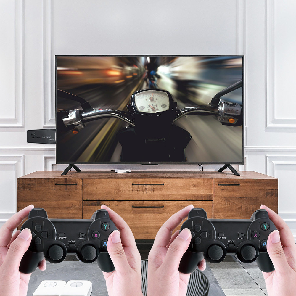 جهاز ألعاب M8 TV Stick بسعة 12 - مراجعة Gaming Console Stick وسعره