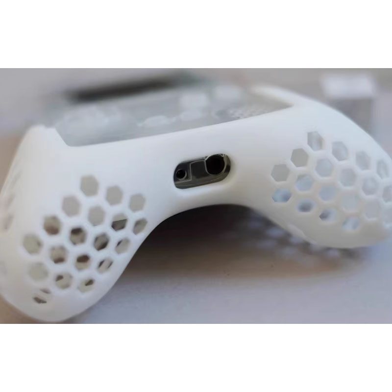 مقبض مريح مطبوع بتقنية ثلاثية  - مراجعة Gaming Console Nintendo وسعره